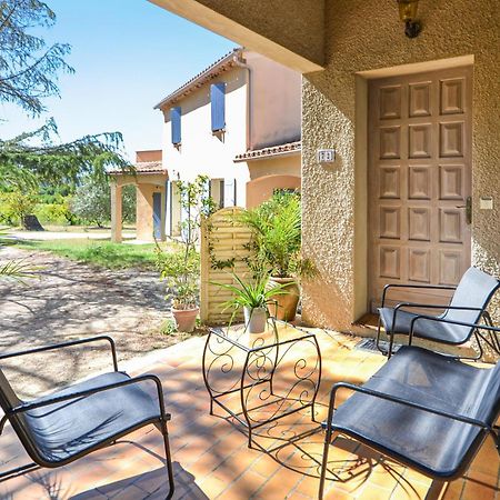 1 Bedroom Pet Friendly Home In Entrechaux Luaran gambar